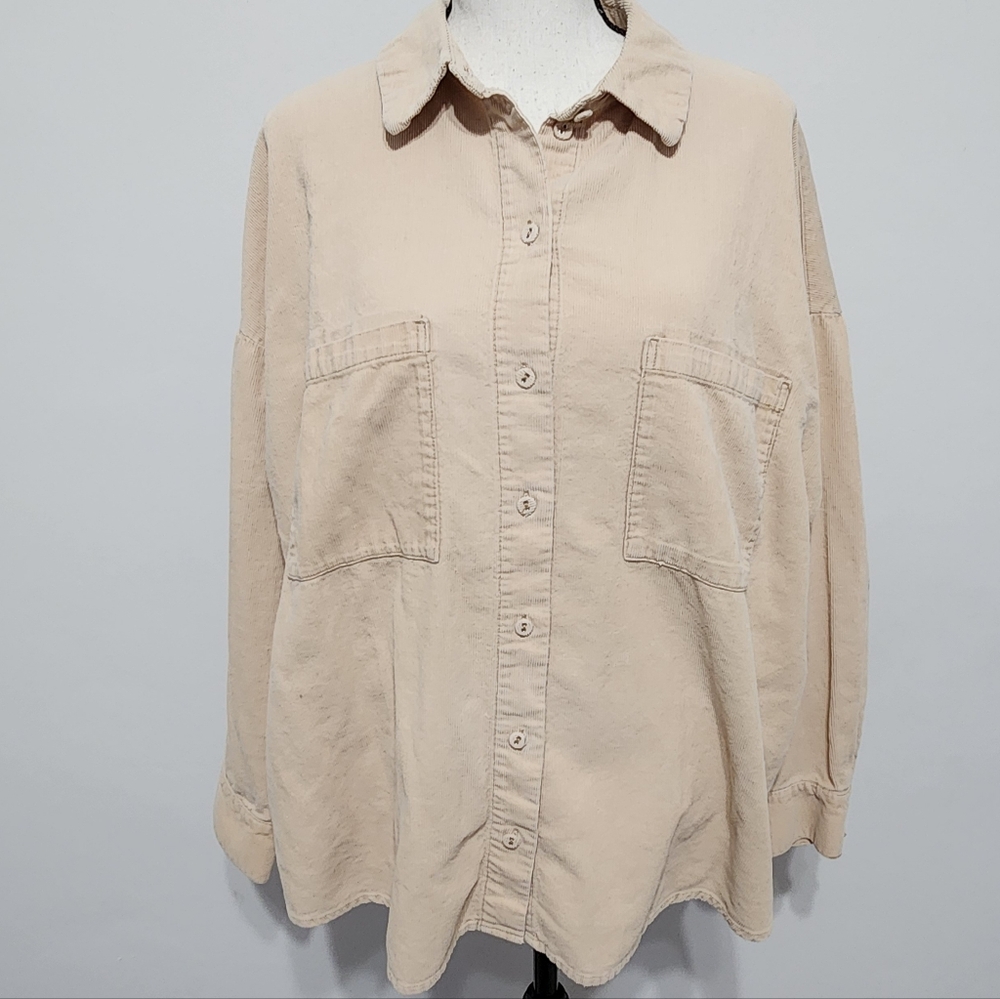 H&M Divided Oversized Boxy Corduroy Shacket Utility Shirt Button Up Beige Tan M